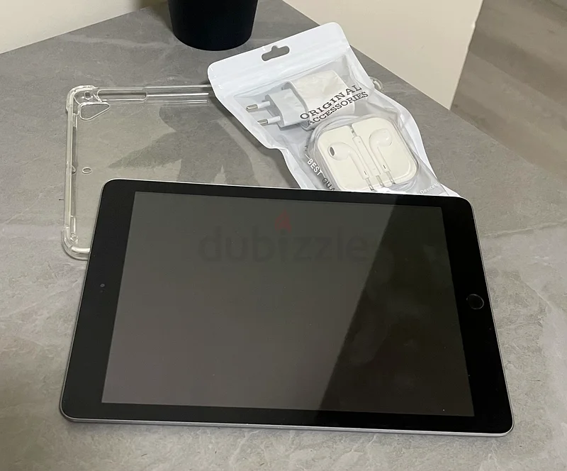 Apple IPad 6th Gen - 128GB63215377976193111