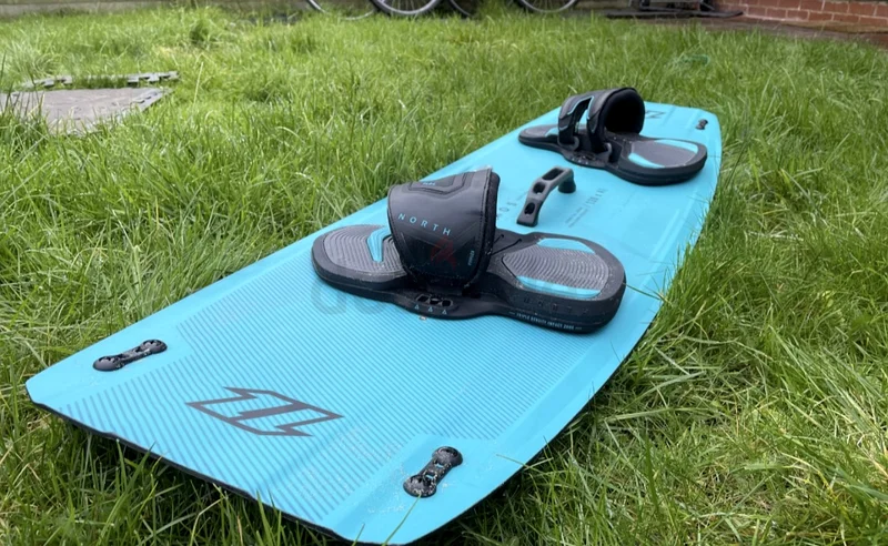 Kitesurfing board in excellent condition63242170222083111