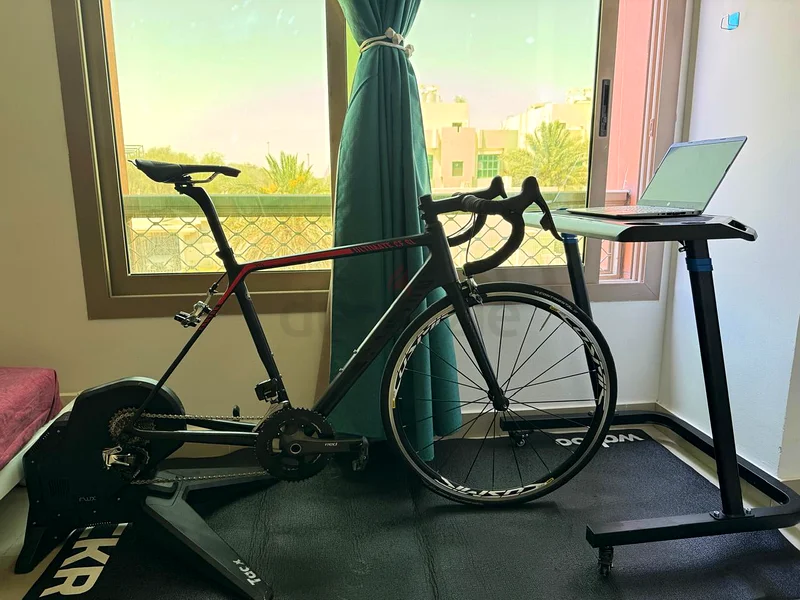 Bike For sale + Indoor Traimer + Mat + Trainer Desk  • Canyon Ultimate CF SL63243190976001111