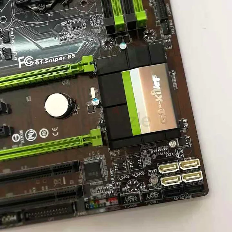 لوحة أم جيجابايت G1 سنайبر مع معالج إنتل كور i5-467063257116815234112