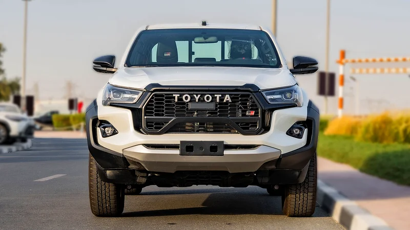 2025 Toyota Hilux GR-Sport 4.0L AT Petrol63165695444739111