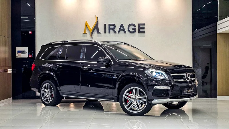 مرسيدس بنز - GL 63 AMG - V8 - موديل 2015 - 30,000 كم - مواصفات الخليج - اللون أسود631647690022411127