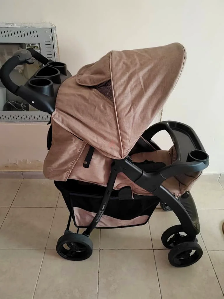 Stylish and Functional Stroller for Sale!63226785568514112