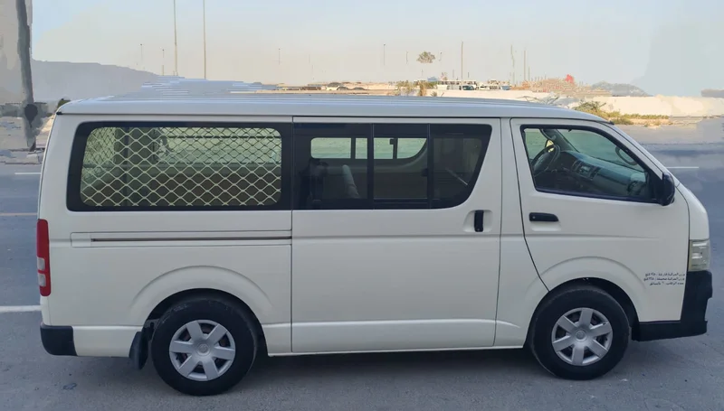 2012 Hiace  very good condition62932674928643111