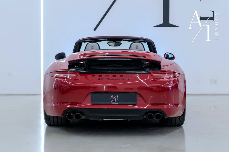 بورشه 911 كاريرا GTS كابريوليه 2016، مع سجل صيانة كامل، كيلومترات منخفضة، لدول مجلس التعاون الخليجي63233587496834114