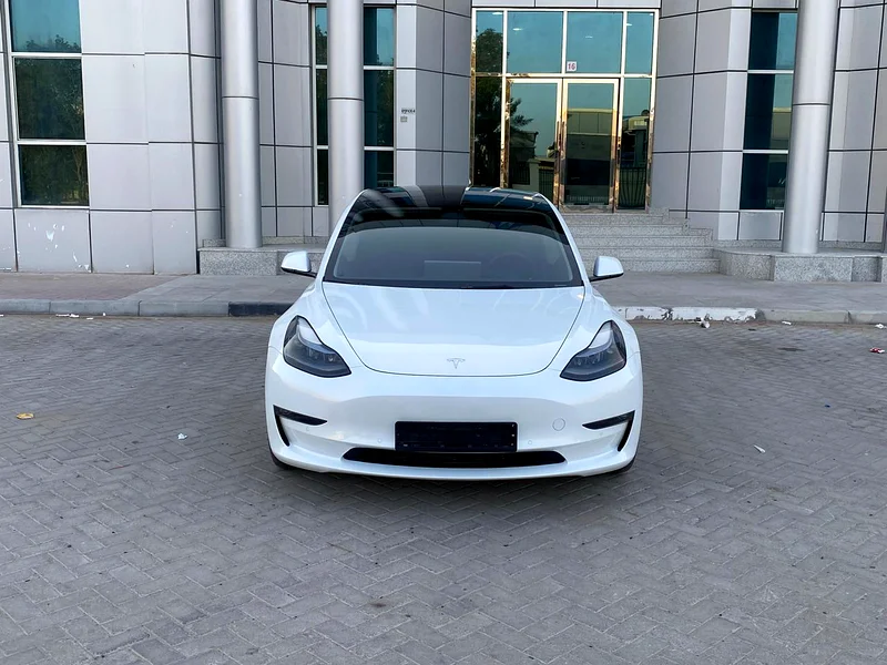 Tesla Model 3... Model 2023... GCC specifications... Under warranty63175703399939112