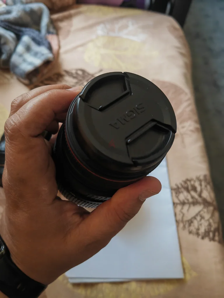 سيغما عدسة زووم طويلة المدى 70-300 مم f/4-5.6 للبيع!62932695763074114