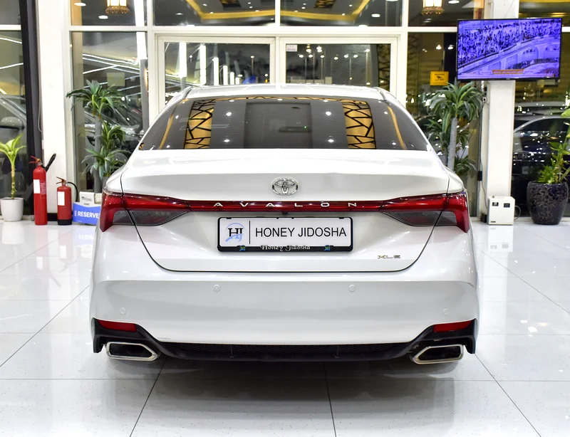 AED 1,860 EMI at 0% DP | Toyota Avalon XLE (2021 Model) in White Color, GCC Specs63138715703811114