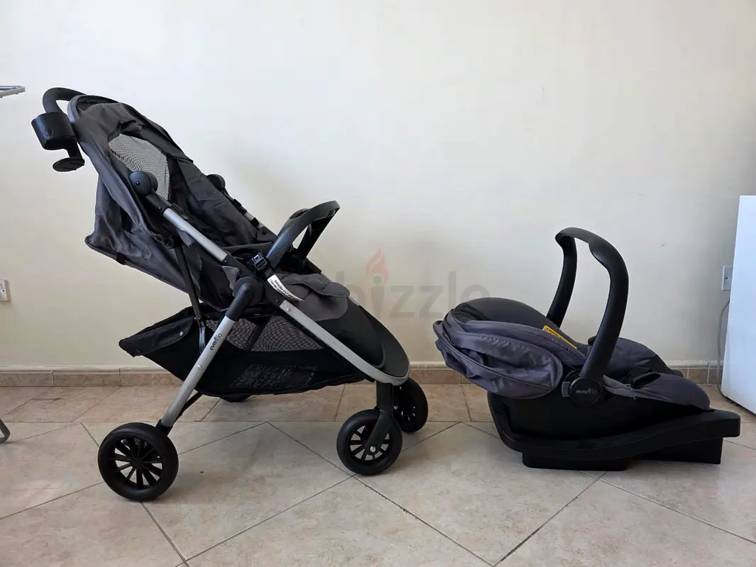 Travel in Style: Complete Stroller and Infant Car Seat Set