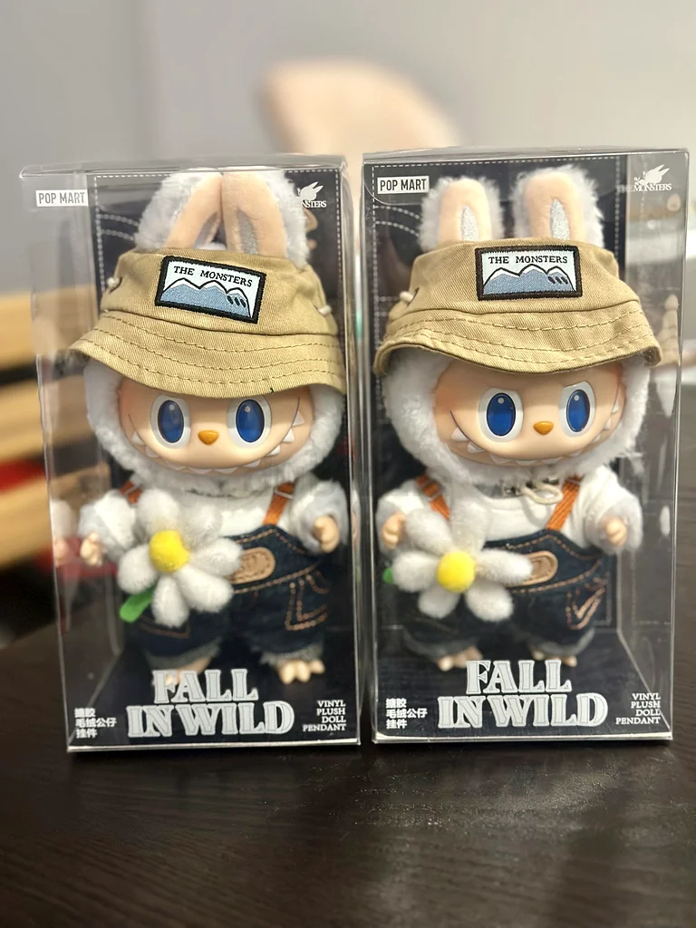 LABUBU Fall in Wild Series Vynil Plush Pendant62866837294082111