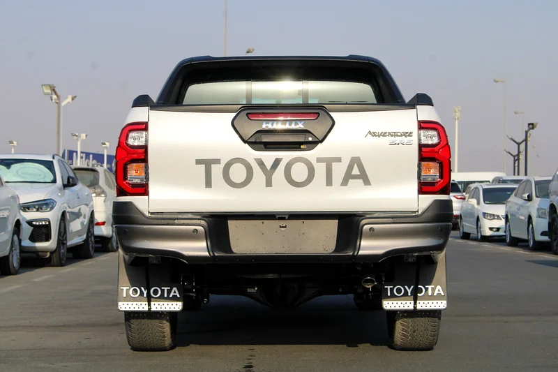 TOYOTA HILUX 4.0L PETROL  V6 4 X 4 ADVENTURE AUTOMATIC - WITH WIRELESS CHARGER62932675016833113