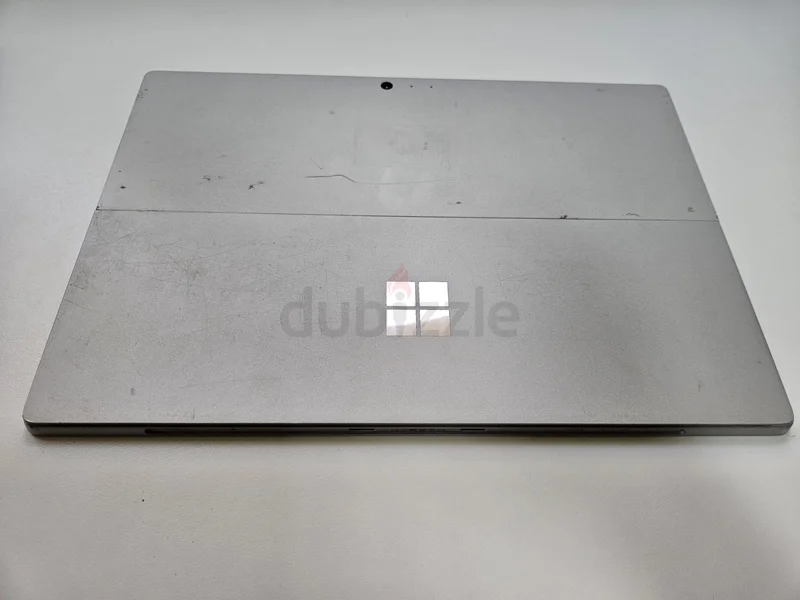 مايكروسوفت سيرفيس برو 5 مع شاحن62933693800323113