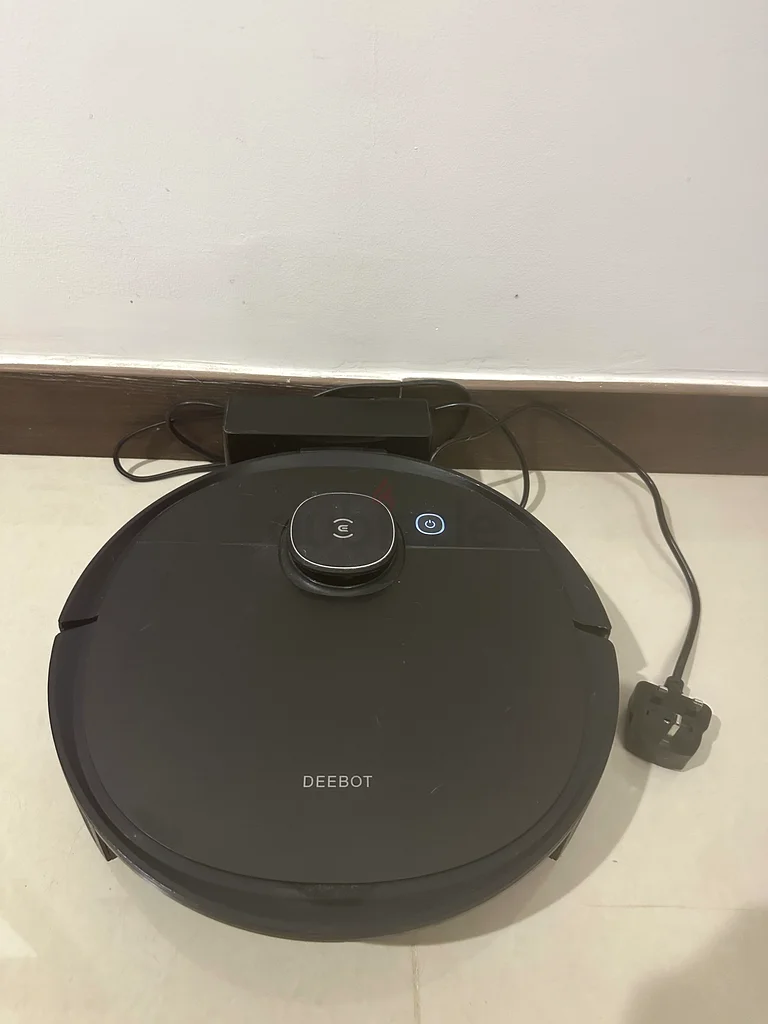 روبوت مكنسة Deebot OZMO T8632534720437791129