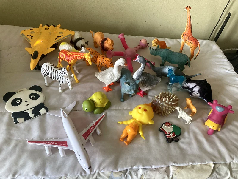 Toys62864710817281111