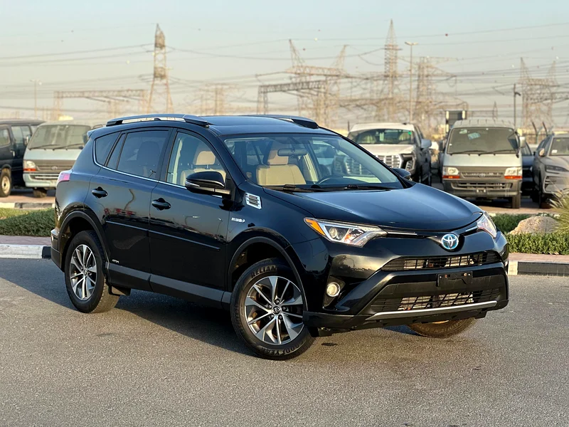 Toyota Rav4 XLE Hybrid 2016 FULLOPTION WITH SUNROOF AND PUSH START (AWD)63165222311682111