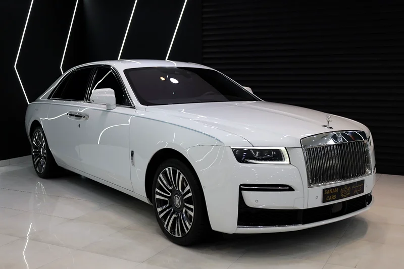 2023 Ghost, Bespoke Audio, Rear-Seat Entertainment Display, Dealer Warranty + Service Contract!!62932675065474113