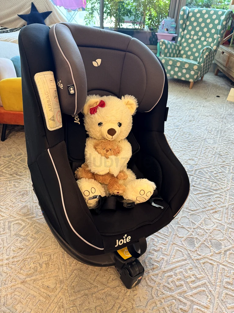 Gently Used Joie Car for Your Little One!629296595608331127