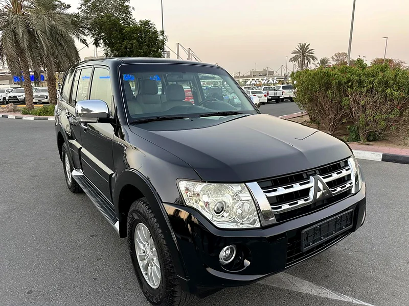 Mitsubishi Pajero GLS No Accident First Owner Model 2013 GCC Mid Options Good Condition63152749700481112