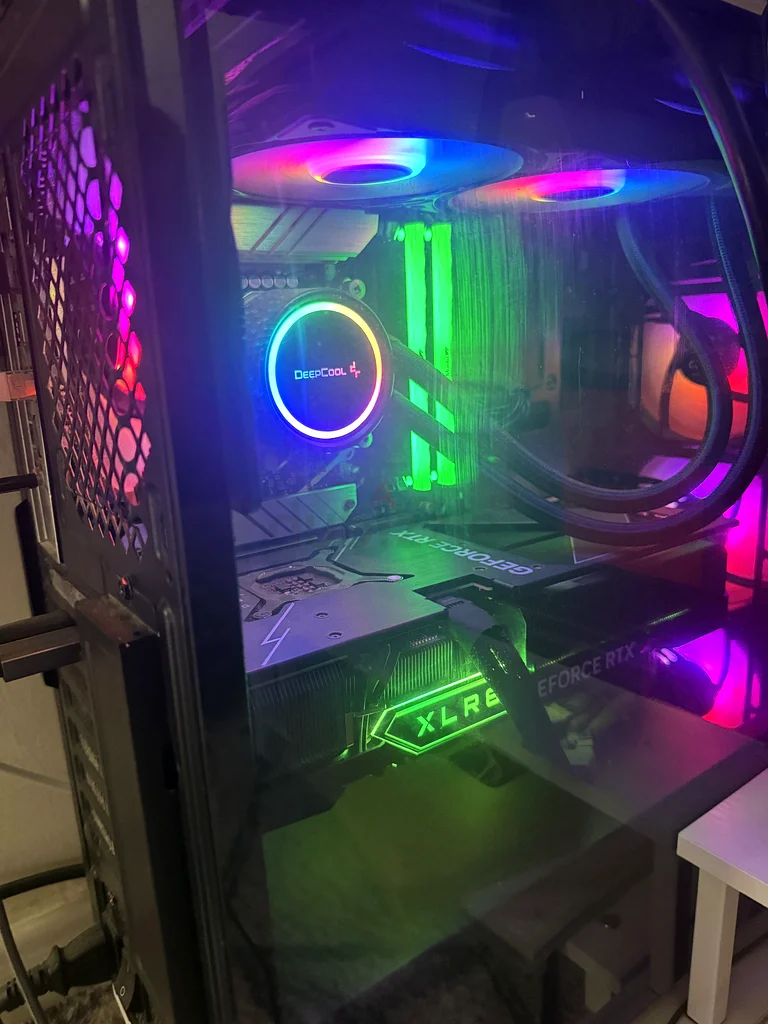 جهاز كمبيوتر الألعاب، معالج i7 الجيل الثالث عشر، بطاقة الشاشة RTX 4070 Ti62931666206594111