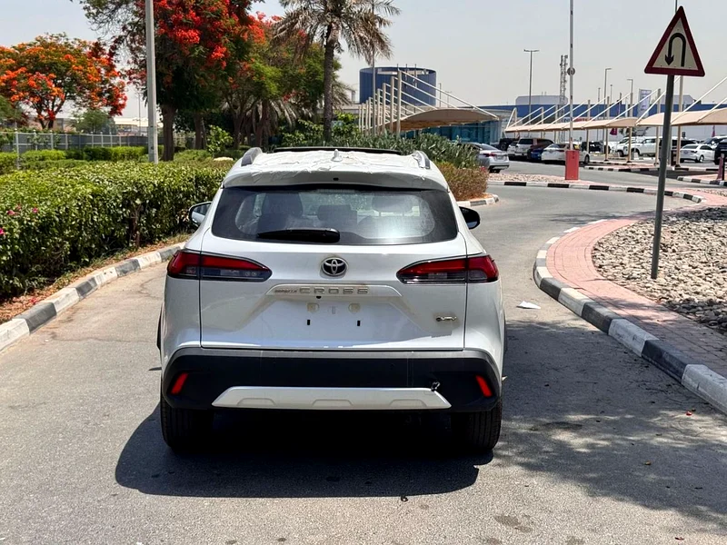 2025 تويوتا كورولا كروس أوفر 1.8 لتر هايبرد خليجي 0 كم 10٪ للتسجيل المحلي بالإضافة إلى63166155273987114
