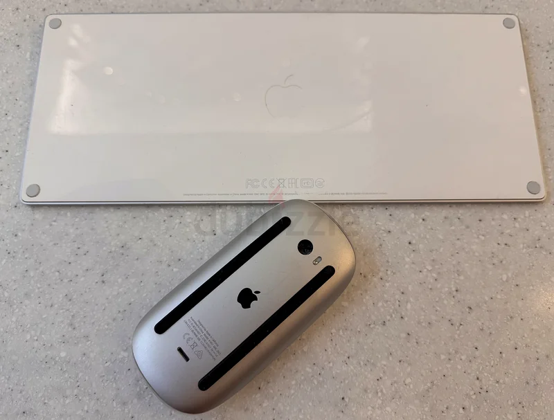 لوحة مفاتيح Apple Magic-2 (إنجليزية) مع ماوس Apple Magic-2 وسطح متعدد اللمس63265093773441113