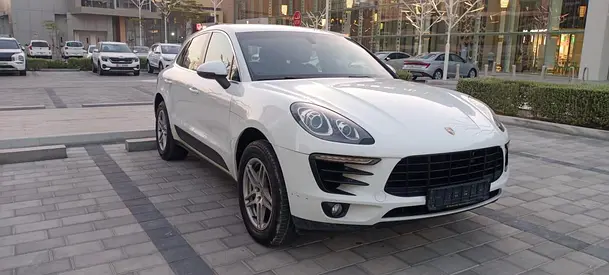 صورة 4 لـ 2015 Porsche MACAN