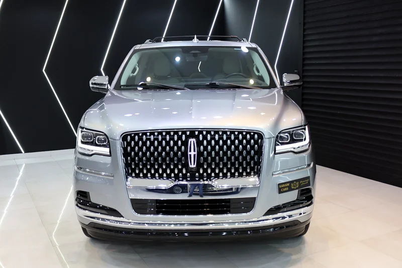 2023 Navigator Presidential, Revel Ultima Audio, Rear Entertainment, Al Tayer Warranty + Service!!63139219138691112