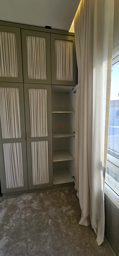 Mantinace and paint63217828770049114