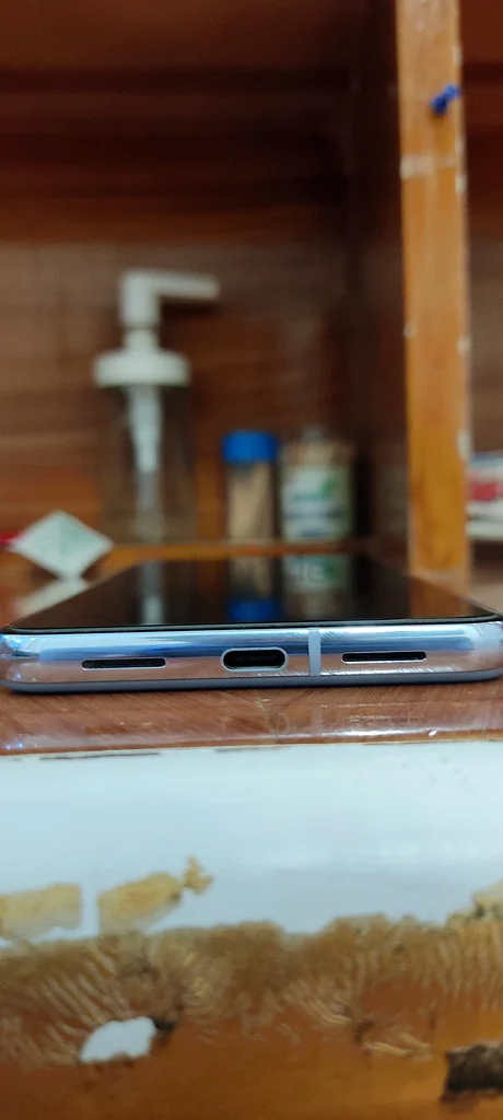 Google Pixel 8 Pro - Stunning Blue Edition!63215379916290112