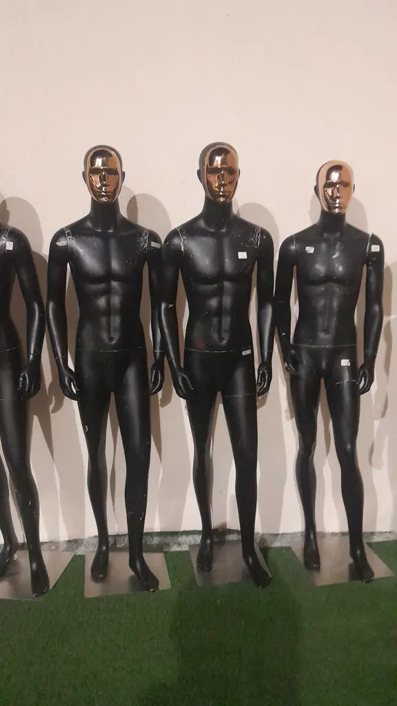 Mannequin63258144034819118