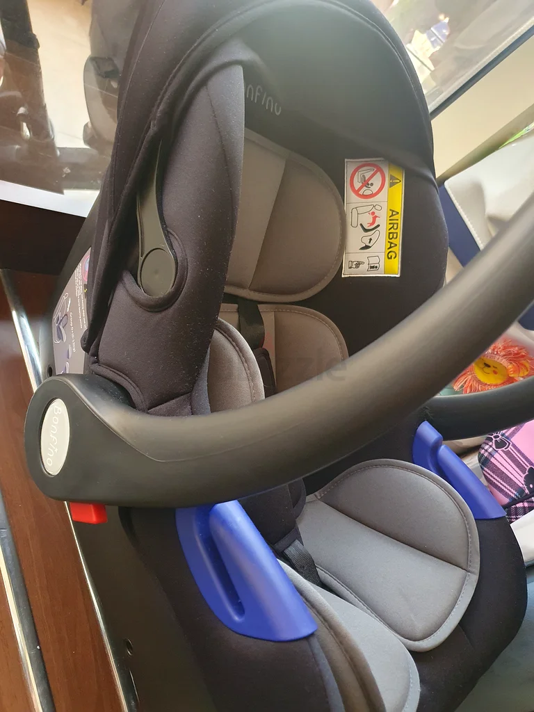 Brand new car seat 0-18 months629296594451211129
