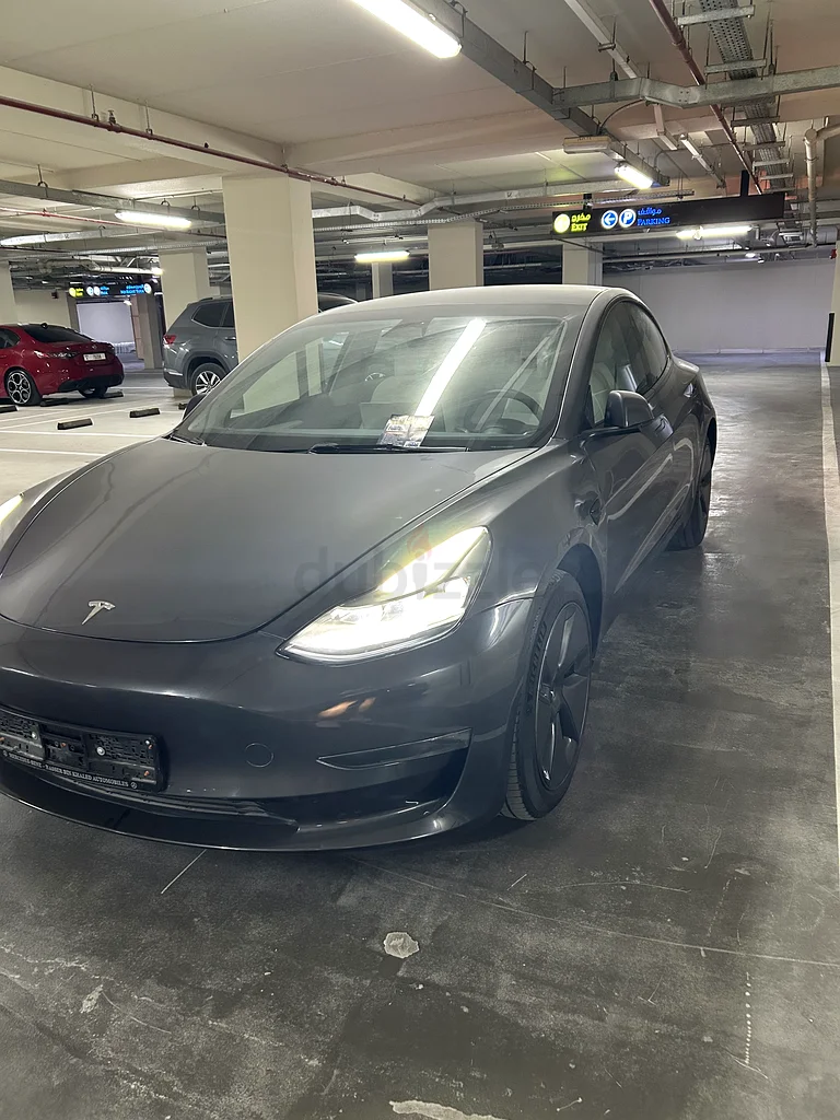 Tesla model 3 GCC spect perfect status63176169315459114