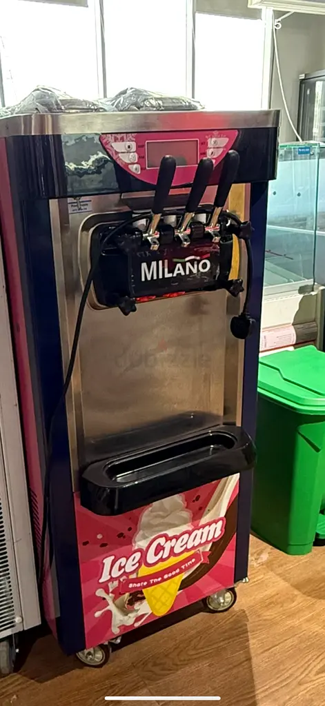 Ice cream machine