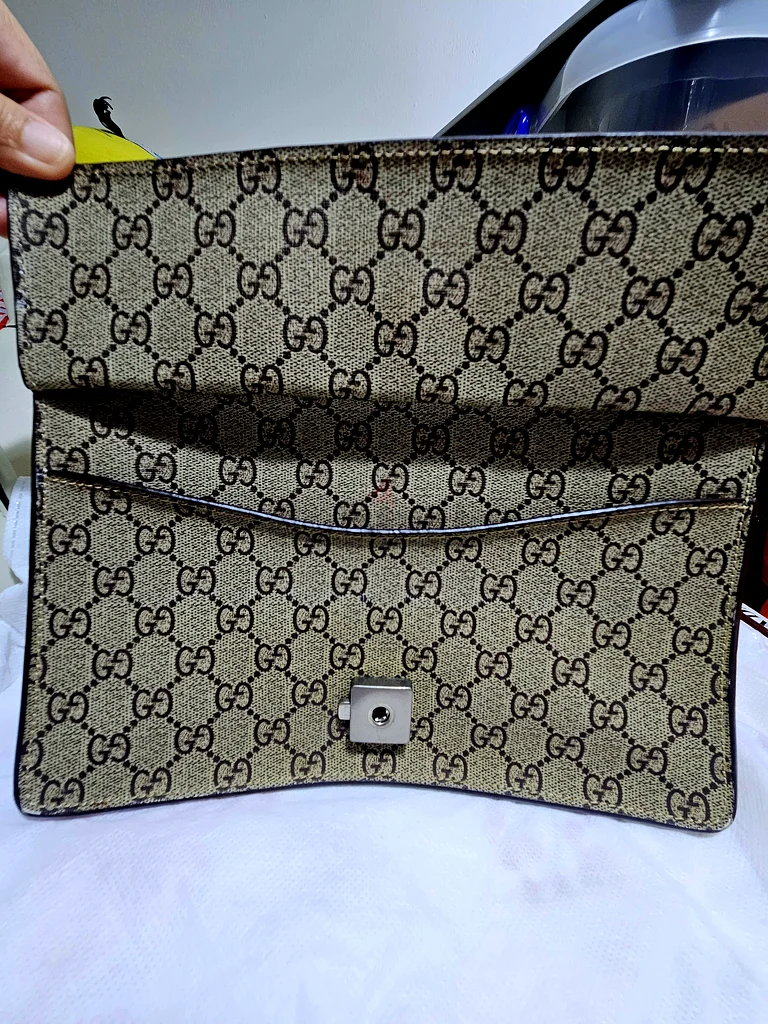 حقيبة يد غوتشي الزهرية الأنيقة بسلسلة - من الضروريات!62931669864323114