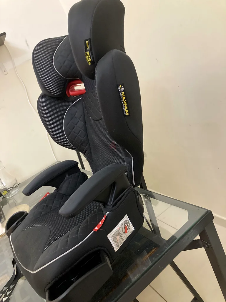 Stylish and Safe Car Seat for Your Little One62929660838913111