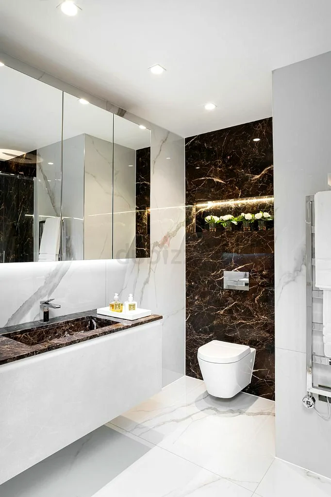Bathroom tile instalation629356772419871117