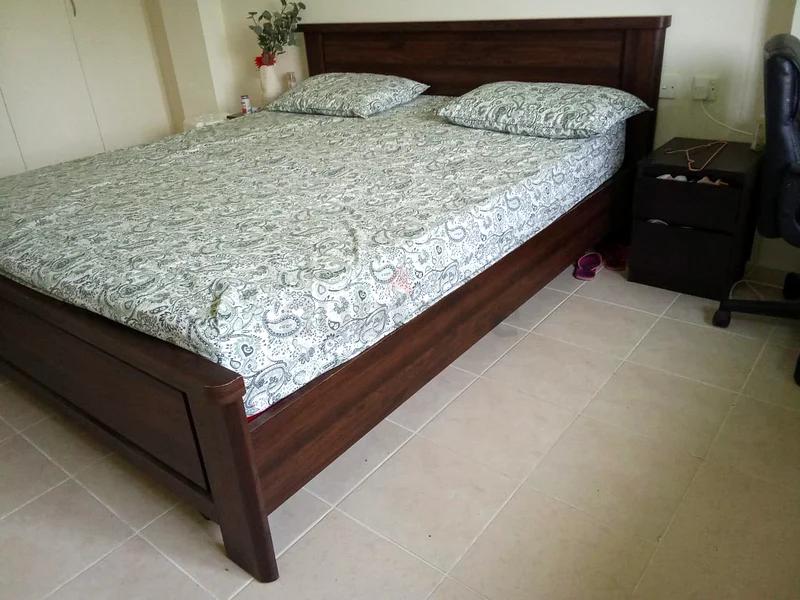 Elegant King Size Bed with Stunning Design62864709162499111