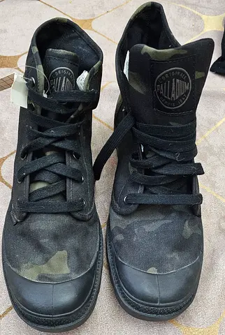 Casual Men’s Shoe by Palladium جزمة شوز رجالي براند اصلي