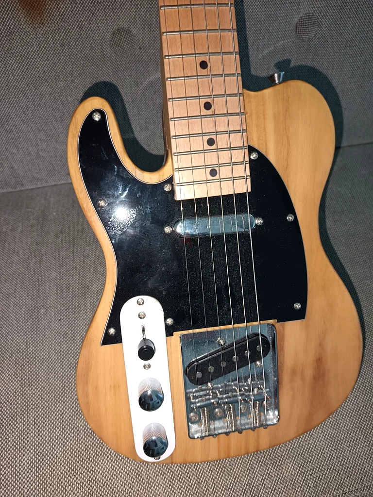 Guitar for sale63266081704066112