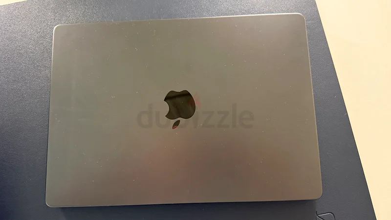 ماك بوك برو M4 (16 جيجابايت 512 جيجابايت) حالة ممتازة، تم استخدامه لمدة شهر واحد فقط629336942150431121