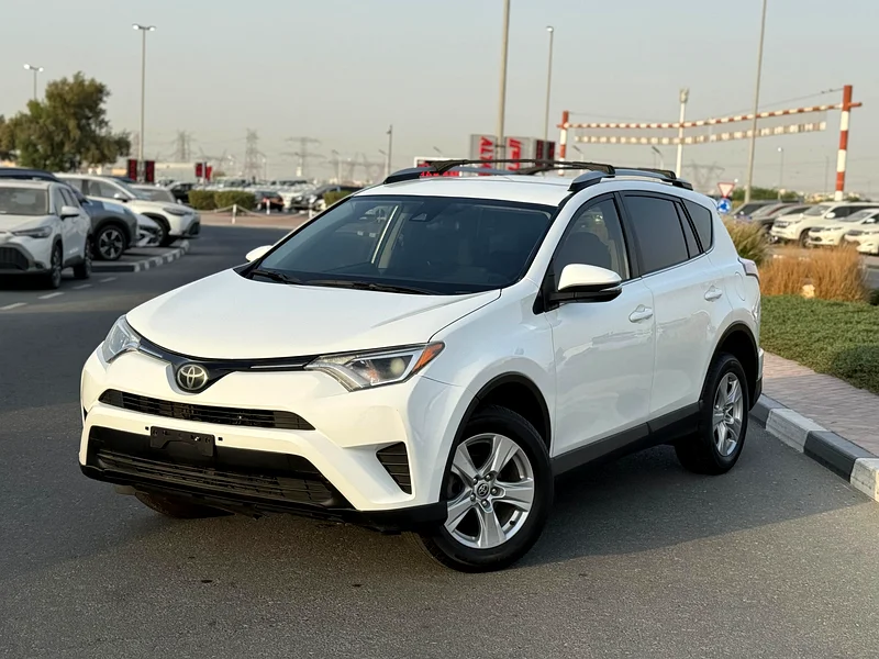 TOYOTA RAV4 LE 4x4 2018 MID OPTIONS (car loan Available) WELL MAINTAINED CAR63158340713091111