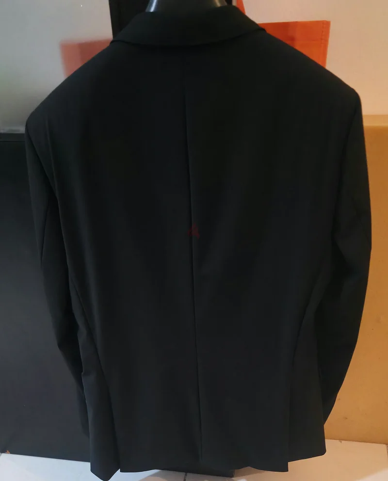 Elegant Hugo Boss Blazer for Any Occasion62931669539075111