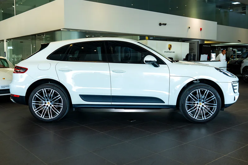 Porsche Macan REF# USD6244 2 Yrs Warranty63150022151425112