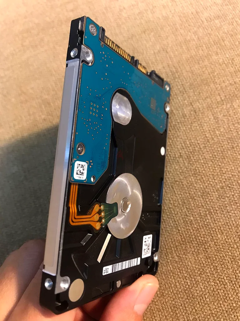 HDD Seagate 1 تيرابايت 2.5 بوصة سليم62933693824131111