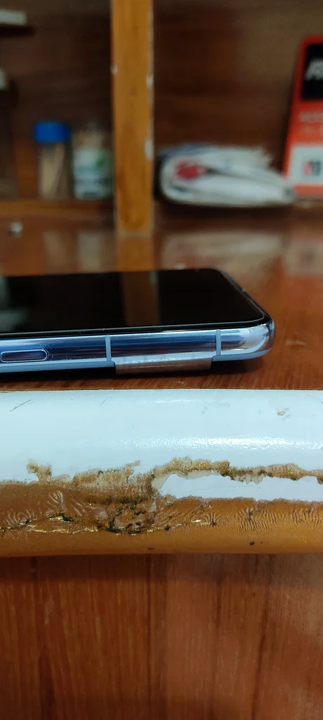 Google Pixel 8 Pro - Stunning Blue Edition!63215379916290111
