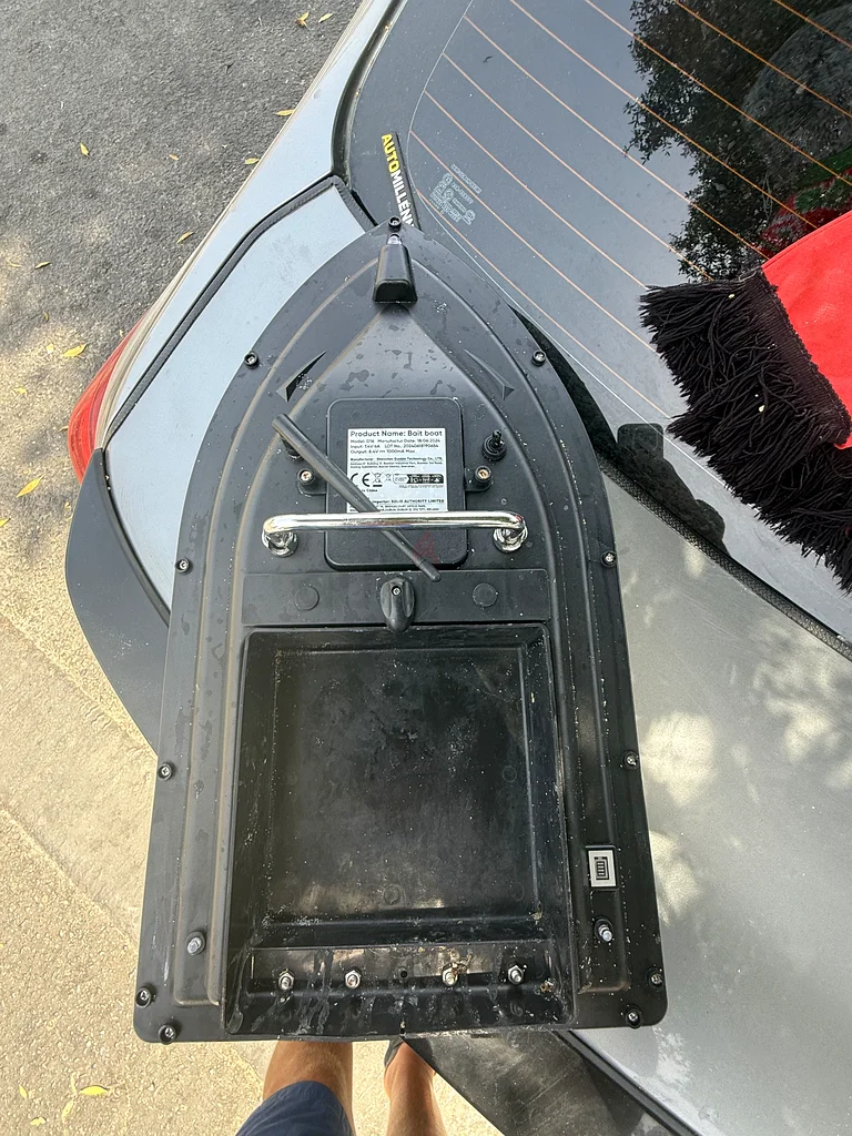 Boat for fishing63241125087875111