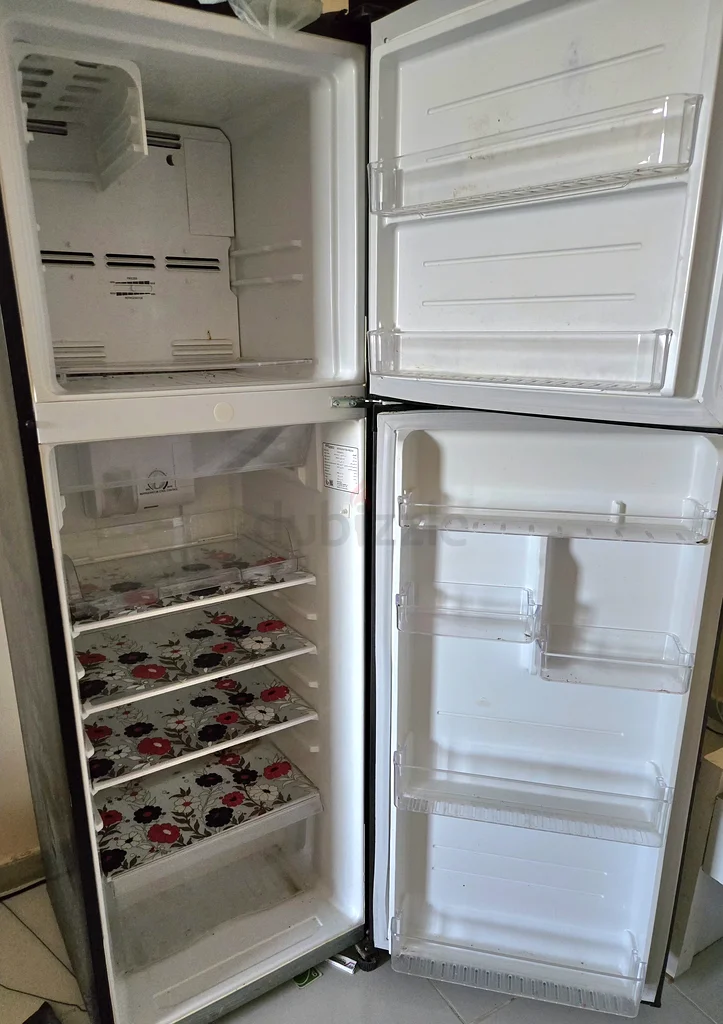 Stylish and Efficient Energy Star Refrigerator for Sale!63252952856962111
