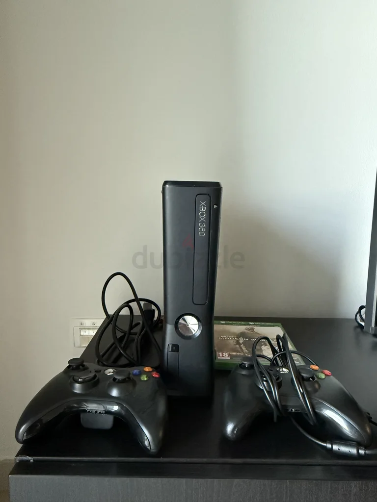 جهاز إكس بوكس 360 مع وحدة التحكم والألعاب629316811751711121