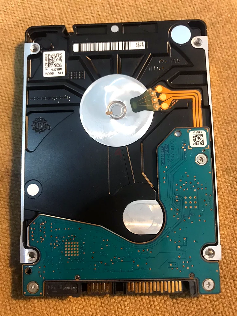 HDD Seagate 1 تيرابايت 2.5 بوصة سليم62933693824131111
