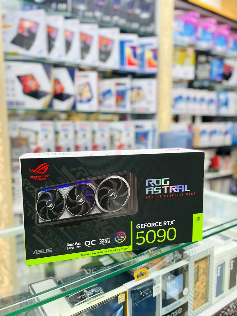 Unleash Gaming Potential - ROG Astral GeForce RTX 5090 Graphics Card!63265601160577111